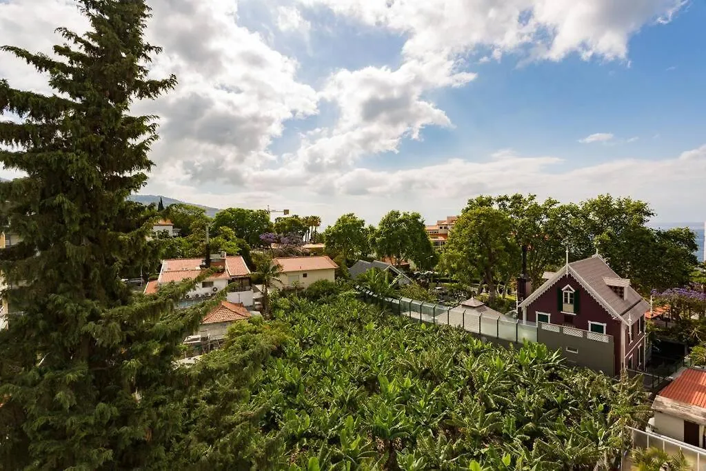 Apartment Banana Panorama: Central Lido Area Funchal  Portugal